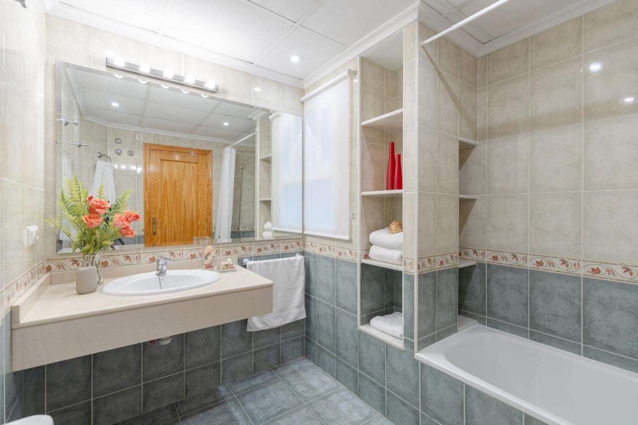 Stars Courtyard By Fidalsa Apartman Arenales del Sol Kültér fotó